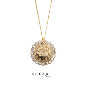 Collier Kneaup Los Angeles